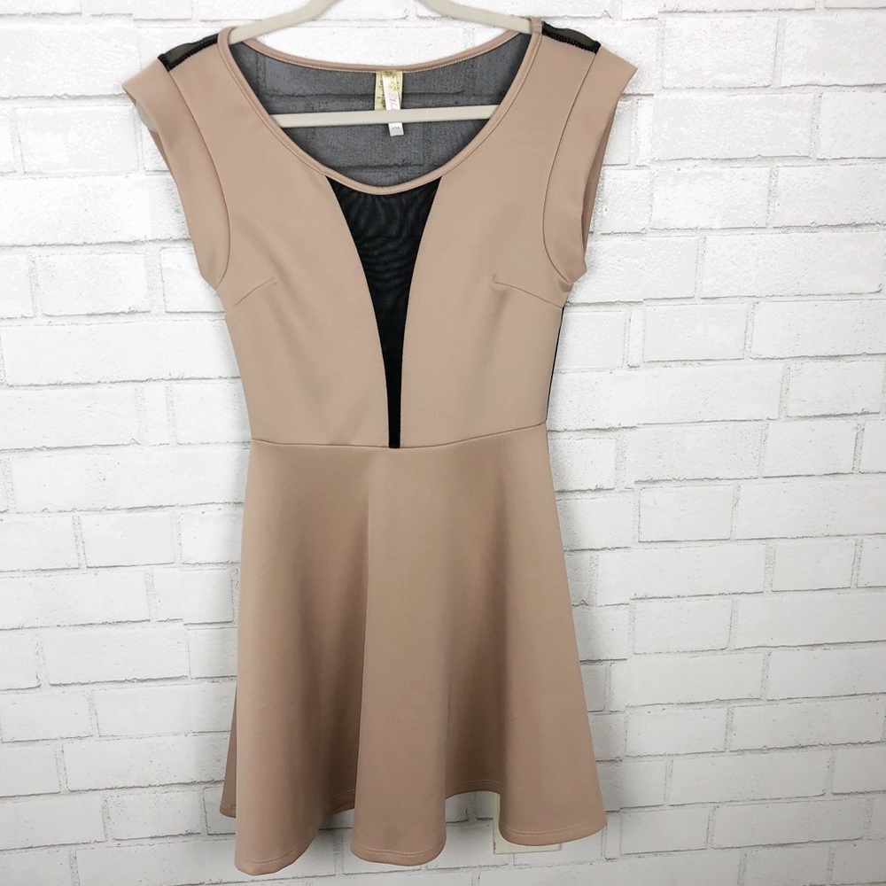 Mulata Boutique Cute Short Dress. Size Small